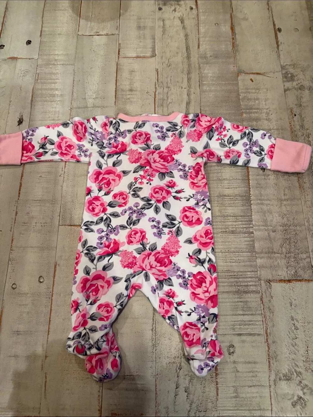Carter’s 6 Piece Newborn Baby Girl Bundle